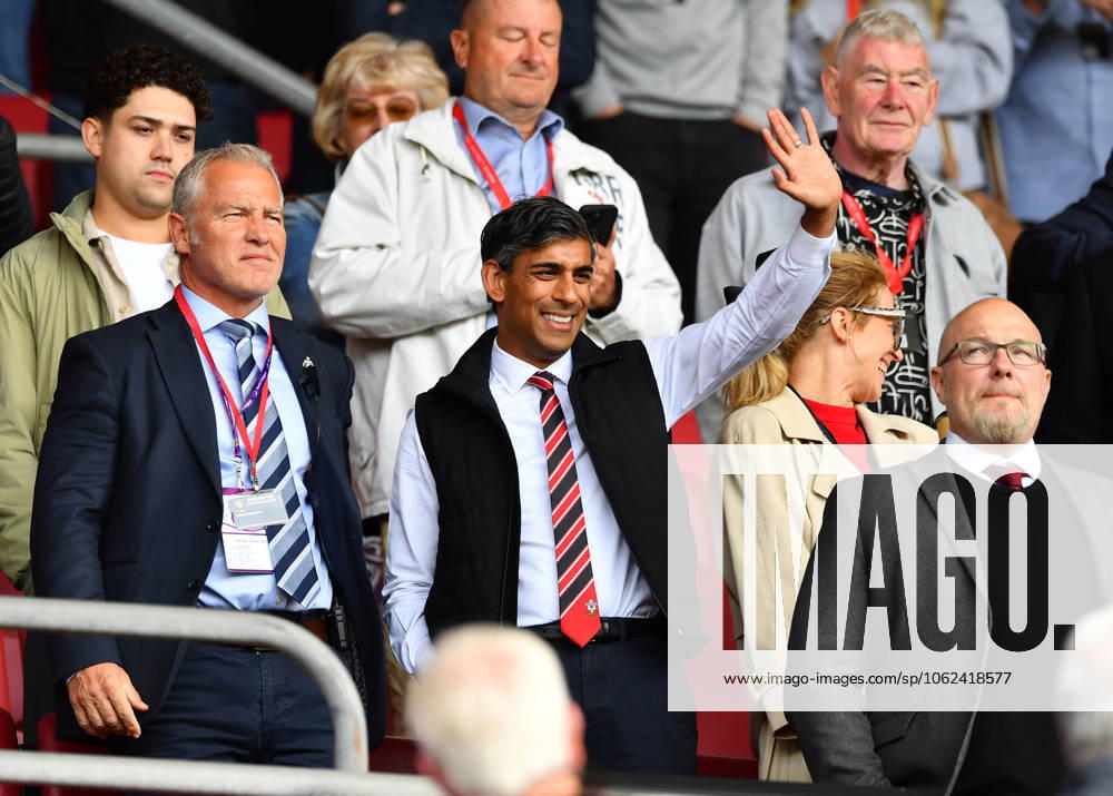 Southampton v Arsenal, Premier League, Football, St. Marys Stadium, Southampton, Hampshire, UK - 25 May 2025 Ex Prime Minister and Southampton fan Rishi Sunak is seen in the stands Southampton St Marys Stadium Hampshire GBR, UK NEWSPAPERS OUT