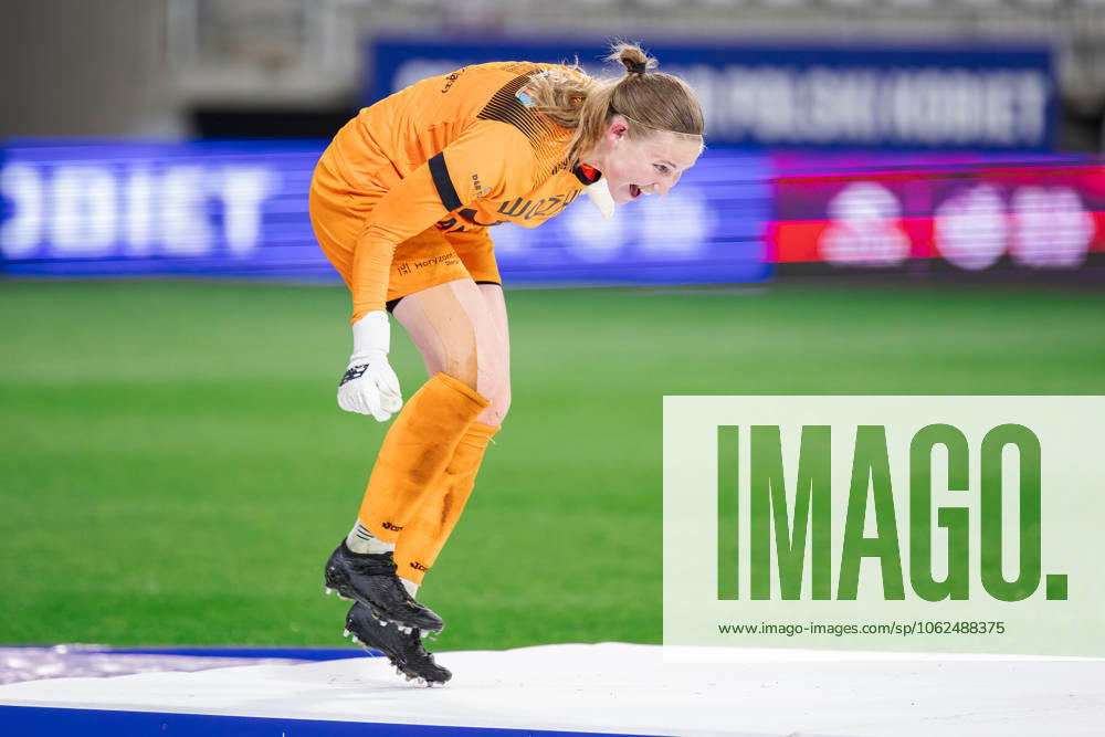 Julia Wozniak of KKS Czarni seen during the Women s Polish Cup 2025 final match between KKS Czarni Antrans Sosnowiec and Pogon Szczecin at Wladyslaw Krol Municipal Stadium. Final score; KKS Czarni Antrans Sosnowiec 1:1 (penalty 4:3) Pogon Szczecin. Lodz Poland - ZUMAs197 20250517_aaa_s197_1120
