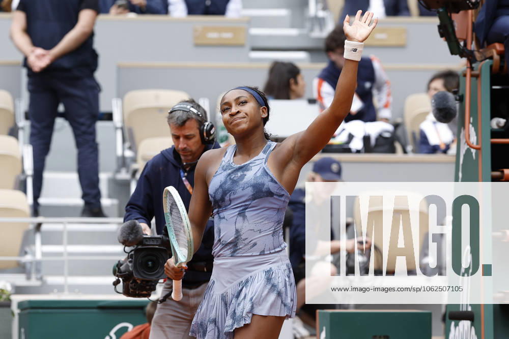 COCO GAUFF of United States celebrates during the third day of Roland-Garros 2025, French Open 2025, Grand Slam tennis tournament at Roland-Garros Stadium. GAUFF won 6:2 6:2. Paris France - ZUMAb253 20250527_zsp_b253_098