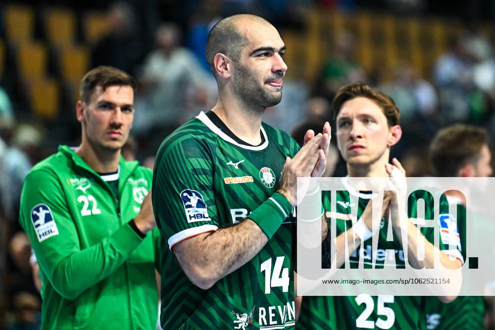 Vladimir Vranjes HSG Wetzlar, 14 is disappointed and thanks the fans, GER, HSG Wetzlar vs TBV Lemgo Lippe, Handball, Bundesliga, 31 Matchday, Season 2024 2025, 28 05 2025 GER, HSG Wetzlar vs TBV Lemgo Lippe, Handball, Bundesliga, 31 Matchday, Season 2024 2025, 28 05 2025 Wetzlar