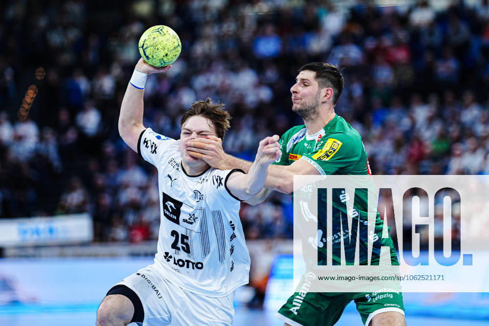 Linus Kutz THW Kiel, 25 , Marko Mamic SC DHfK Leipzig, 14 GER, THW Kiel vs SC DHfK Leipzig, Handball, Bundesliga, Matchday, 31, Season 2024 2025, 28 05 2025 GER, THW Kiel vs SC DHfK Leipzig, Handball, Bundesliga, Matchday, 31, Season 2024 2025, 28 05 2025 Kiel