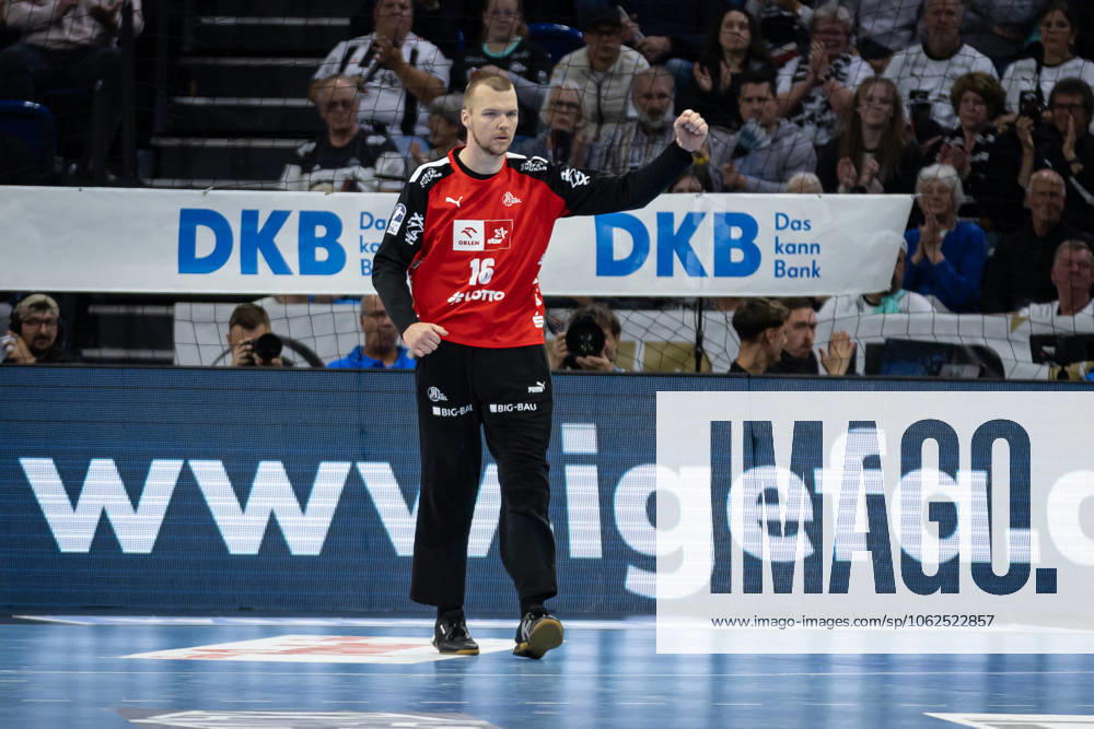 DAIKIN HBL THW Kiel vs. SC DHfK Leipzig 28 05 25 Cheering for Tomas Mrkva No. 16, THW Kiel DAIKIN HBL THW Kiel vs. SC DHfK Leipzig, Wunderino Arena on 28 05 25