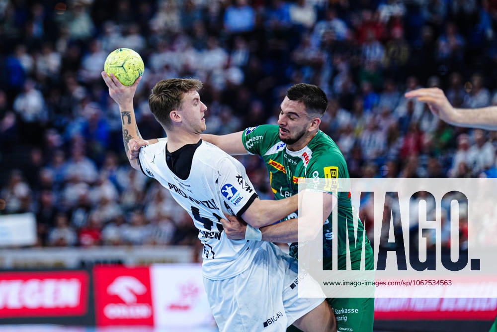 Emil Wernsdorf Madsen THW Kiel, 45 , Luka Rogan SC DHfK Leipzig, 33 GER, THW Kiel vs SC DHfK Leipzig, Handball, Bundesliga, Matchday, 31, Season 2024 2025, 28 05 2025 GER, THW Kiel vs SC DHfK Leipzig, Handball, Bundesliga, Matchday, 31, Season 2024 2025, 28 05 2025 Kiel