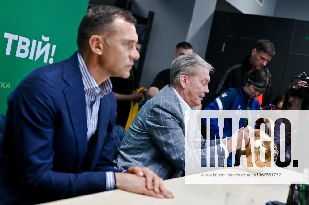 Three Ballons d’Or Won by Ukrainian Footballers Delivered to Lviv President of the Ukrainian Football Association, 2004 Footballer of the Year Andrii Shevchenko and 1975 Footballer of the Year Oleh Blokhin (L to R) are pictured during an autograph session as part of the presentation of three Ballon d?Or awards won by Ukrainian footballers, Lviv, Ukraine, on May 29, 2025 (Photo by Anastasiia Smolienko Ukrinform) Lviv Ukraine