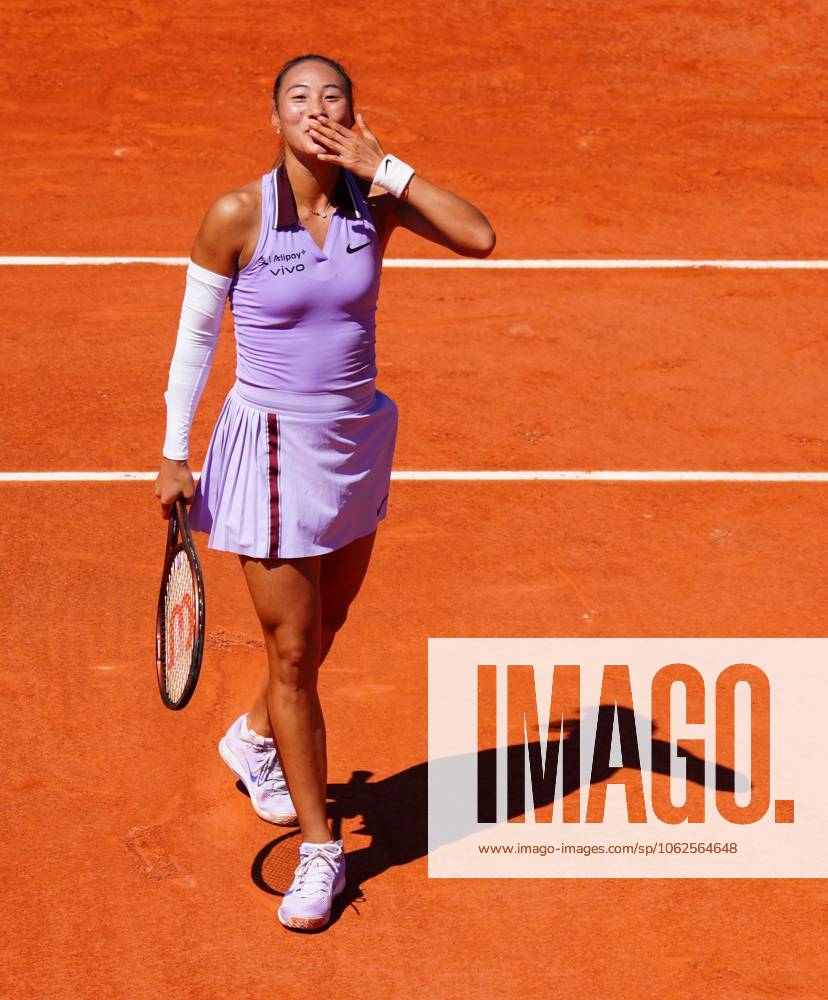 Qinwen Zheng celebrates her third round win French Open Tennis, Day Six, Tennis, Roland Garros, Paris, France