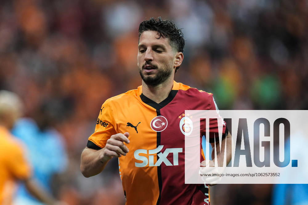 Galatasaray v RAMS Basaksehir - Turkish Super Lig ISTANBUL, TURKIYE - MAY 30: Dries Mertens of Galatasaray in action during Turkish Super Lig match between Galatasaray and RAMS Basaksehir at RAMS Park in Istanbul, Turkiye on May 30, 2025. Hakan Akgun Anadolu Istanbul Turkey. Editorial use only. Please get in touch for any other usage.