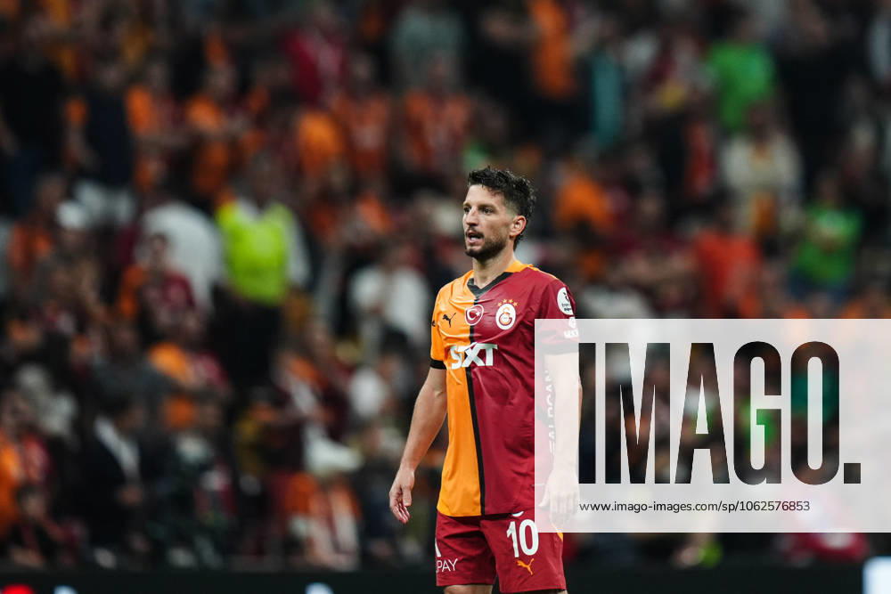 Galatasaray v RAMS Basaksehir - Turkish Super Lig ISTANBUL, TURKIYE - MAY 30: Dries Mertens of Galatasaray in action during the 38th and final week match of the Turkish Super Lig between Galatasaray and RAMS Basaksehir at RAMS Park in Istanbul, Turkiye on May 30, 2025. Hakan Akgun Anadolu Istanbul Turkey. Editorial use only. Please get in touch for any other usage.
