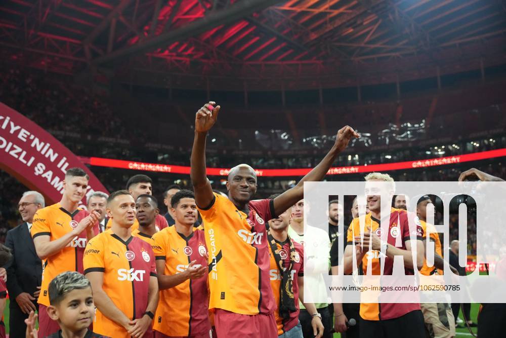 Victor Osimhen of Galatasaray after the Turkish Super League match between Galatasaray and Basaksehir FK at Rams Park Stadium in Istanbul , Turkey on May 30 , 2025. ( Photo by Seskimphoto) Istanbul Turkey Istanbul Turkey