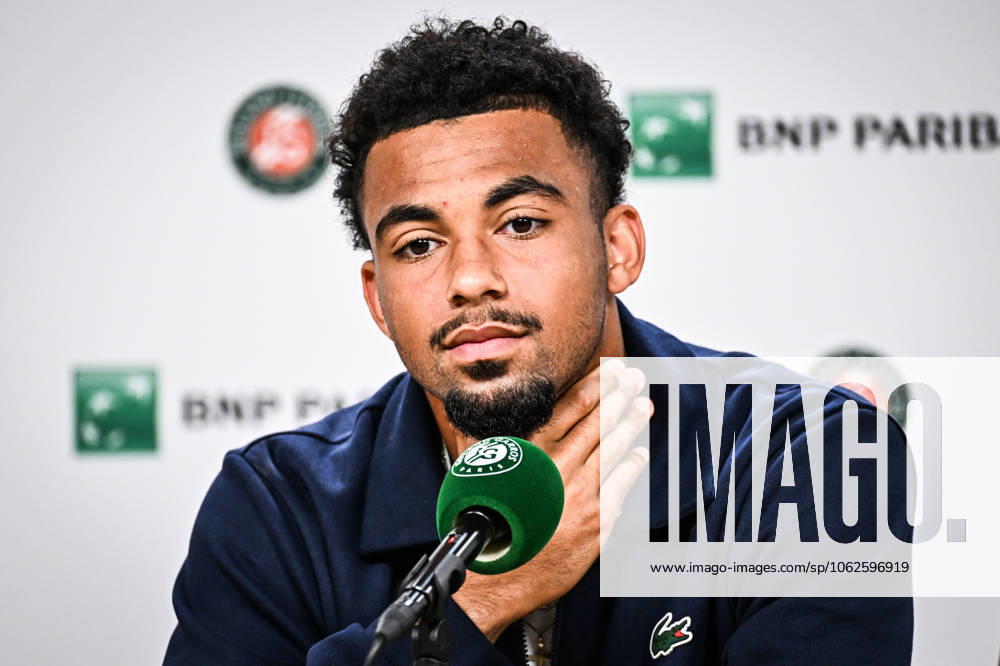 Arthur FILS of France during the press conference, PK, Pressekonferenz following his injury where he had to withdraw from the tournament during the seventh day of Roland-Garros 2025, French Open 2025, Grand Slam tennis tournament at Roland-Garros Stadium on May 31, 2025 in Paris, France. Paris France - ZUMAm308 20250531_zsp_m308_004
