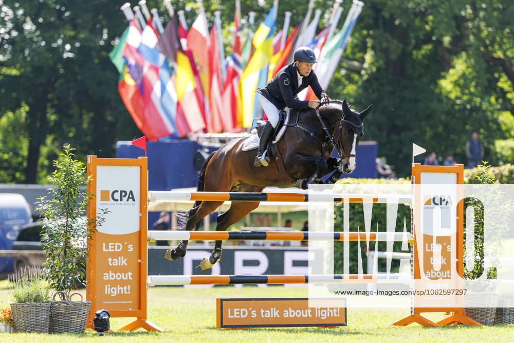 HAMBURG Al Shira aa 94 German Jumping and Dressage DERBY 2025, HAMBURG Al Shira aa 94 German Jumping and Dressage DERBY 2025 BENGTSSON Rolf Goeran SWE , Caillan CSI4 Grand Prix Int jumping competition with jump off 1,50m Prize of CPA Lichtkonzept GmbH Co KG Hamburg, Jenischpark, Derby Park Klein Flottbek 31 May 2025