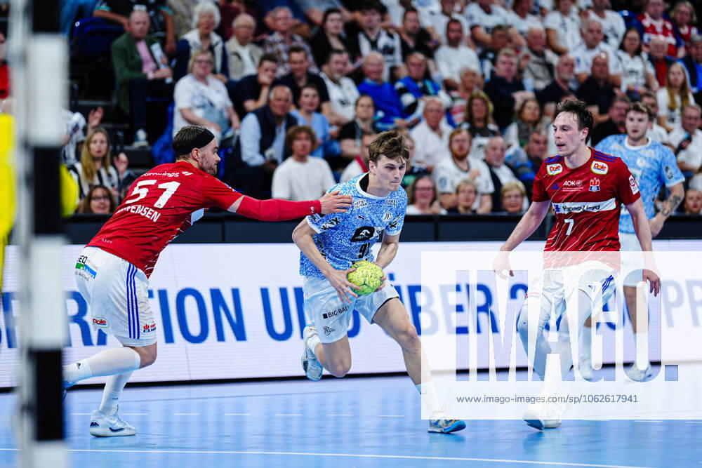 Casper U Mortensen Handball Sport Verein Hamburg, 51 , Bence Imre THW Kiel, 91 , Leif Tissier Handball Sport Verein Hamburg, 07 GER, THW Kiel vs Handball Sport Verein Hamburg, Handball, Bundesliga, Matchday 32, Season 2024 2025, 31 05 2025 GER, THW Kiel vs Handball Sport Verein Hamburg, Handball, Bundesliga, Matchday 32, Season 2024 2025, 31 05 2025 Kiel