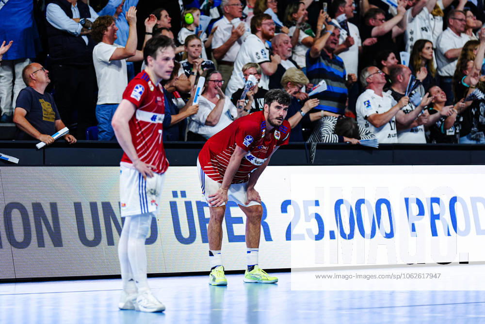 Handball Sport Verein Hamburg enttaeuscht enttaeuschung nach Niederlage GER, THW Kiel vs Handball Sport Verein Hamburg, Handball, Bundesliga, Matchday 32, Season 2024 2025, 31 05 2025 GER, THW Kiel vs Handball Sport Verein Hamburg, Handball, Bundesliga, Matchday 32, Season 2024 2025, 31 05 2025 Kiel