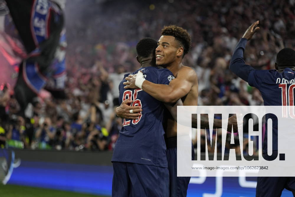 2025 UEFA Champions League Final: Paris Saint-Germain F.C. vs. FC Internazionale Milano Desire Doue of Paris Saint-Germain F.C. scores his second goal of the evening and celebrates with his teammates during the 2025 UEFA Champions League Final: Paris Saint-Germain F.C. vs. FC Internazionale Milano on 31 May 2025, at Munich Football Arena, in Munich, Germany Munich Munich Football Arena Germany