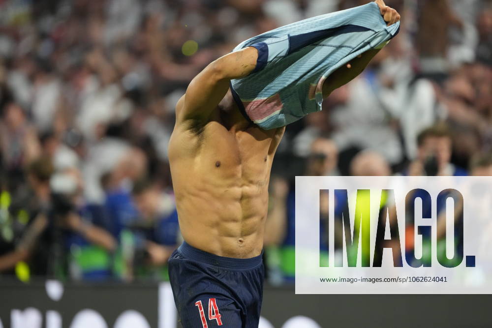 2025 UEFA Champions League Final: Paris Saint-Germain F.C. vs. FC Internazionale Milano Desire Doue of Paris Saint-Germain F.C. scores his second goal of the evening and celebrates during the 2025 UEFA Champions League Final: Paris Saint-Germain F.C. vs. FC Internazionale Milano on 31 May 2025, at Munich Football Arena, in Munich, Germany Munich Munich Football Arena Germany