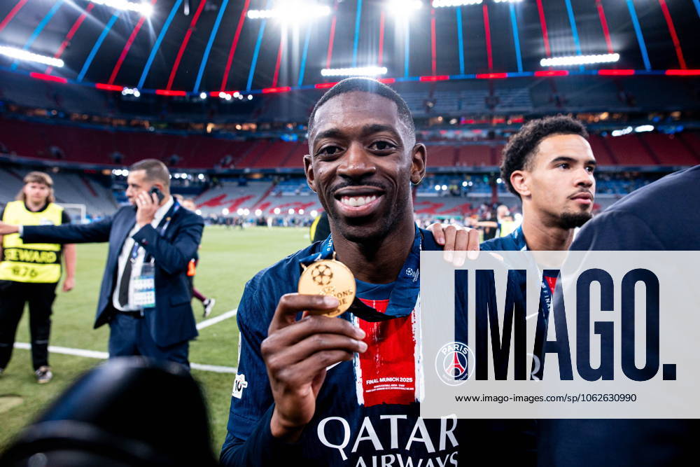 2025.06.01 Monachium 2024 2025 UEFA Final Ligi Mistrzow Allianz Arena Monachium PSG - Inter Mediolan N z Ousmane Dembele z pucharem ligi mistrzow with uefa champions league cup Foto Mateusz Porzucek PressFocus 2025.06.01 Monachium UEFA Champions League Final Allianz Arena stadium Munich Paris Saint Germain - FC Internazionale Milano PSG - Inter Mediolan Ousmane Dembele z pucharem ligi mistrzow with uefa champions league cup Credit: Mateusz Porzucek PressFocus NEWSPIX.PL --- newspix.pl