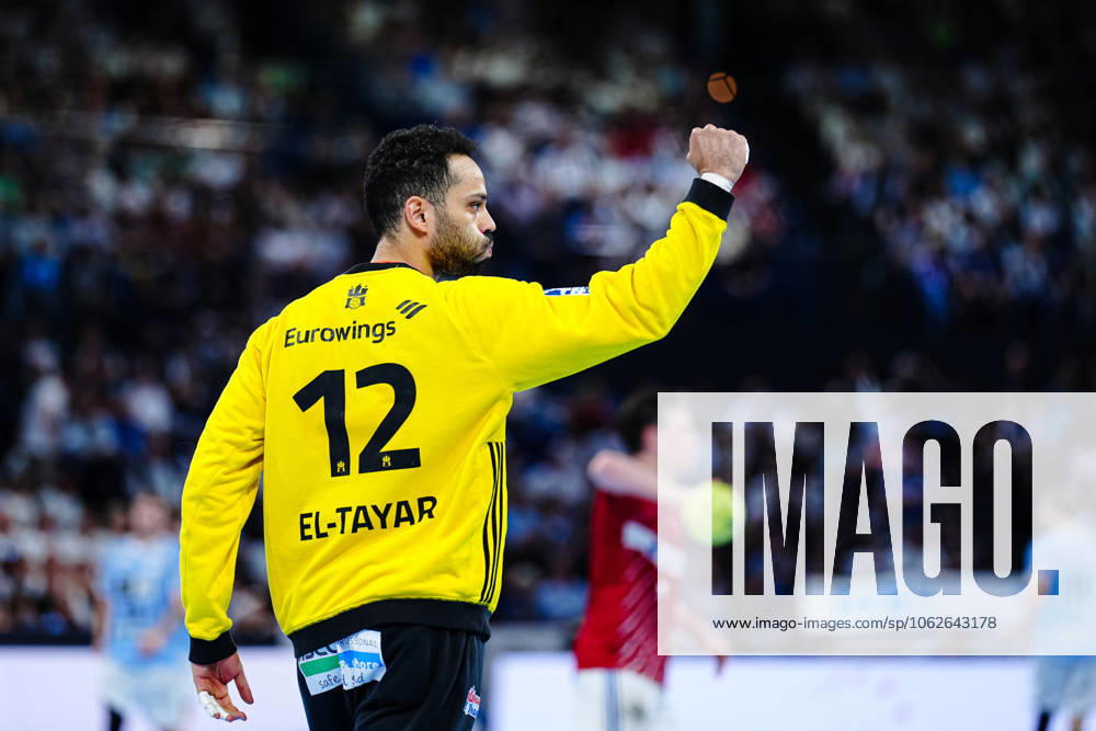 Cheers after parade Mohamed El Tayar Handball Sport Verein Hamburg, 12 GER, THW Kiel vs Handball Sport Verein Hamburg, Handball, Bundesliga, Matchday 32, Season 2024 2025, 31 05 2025 GER, THW Kiel vs Handball Sport Verein Hamburg, Handball, Bundesliga, Matchday 32, Season 2024 2025, 31 05 2025 Kiel