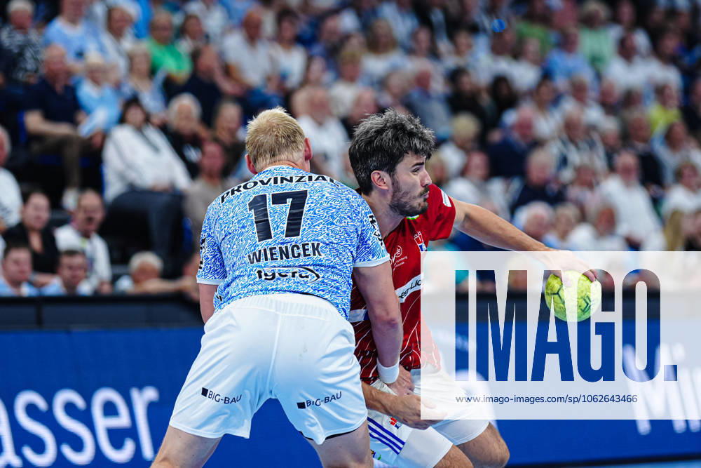 Patrick Wiencek THW Kiel, 17 , Jacob Lassen Handball Sport Verein Hamburg, 09 GER, THW Kiel vs Handball Sport Verein Hamburg, Handball, Bundesliga, Matchday 32, Season 2024 2025, 31 05 2025 GER, THW Kiel vs Handball Sport Verein Hamburg, Handball, Bundesliga, Matchday 32, Season 2024 2025, 31 05 2025 Kiel