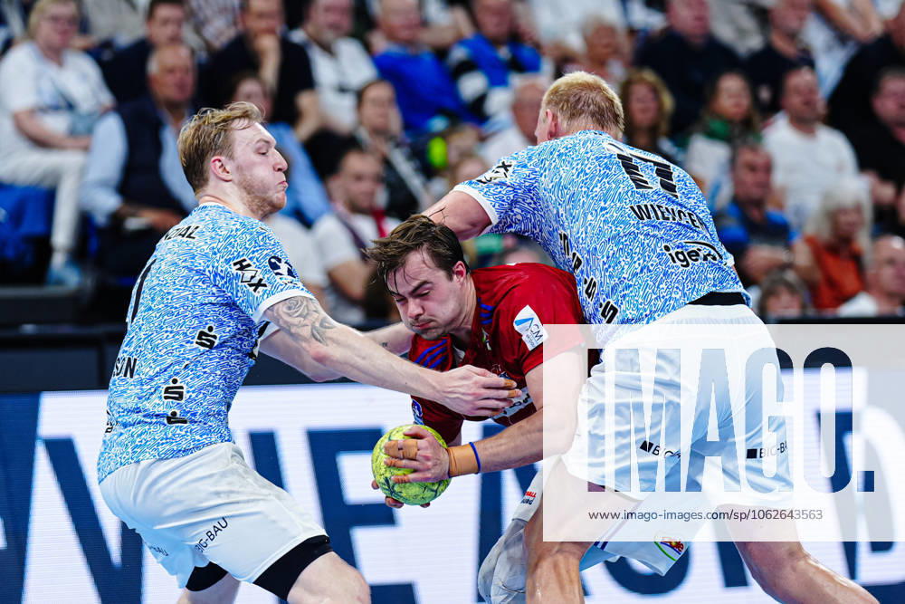 Eric Johansson THW Kiel, 21 , Andreas Magaard Handball Sport Verein Hamburg, 04 , Patrick Wiencek THW Kiel, 17 GER, THW Kiel vs Handball Sport Verein Hamburg, Handball, Bundesliga, Matchday 32, Season 2024 2025, 31 05 2025 GER, THW Kiel vs Handball Sport Verein Hamburg, Handball, Bundesliga, Matchday 32, Season 2024 2025, 31 05 2025 Kiel
