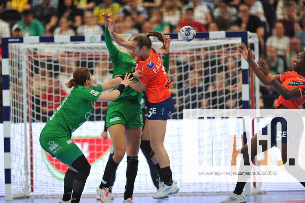 Fauske Helene Gigstad of Odense Handbold on the final of the EHF Champions League Woman between Gyori Audi ETO KC and Odense Handbold on the second day of the EHF Champions league Final4 Woman in Budapest on the 1th of June. Budapest Hungary - ZUMAs291 20250601_zip_s291_058