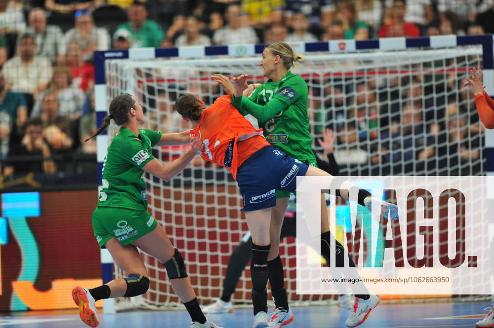 Hojlund Mie Enggrob of Odense Handbold on the final of the EHF Champions League Woman between Gyori Audi ETO KC and Odense Handbold on the second day of the EHF Champions league Final4 Woman in Budapest on the 1th of June. Budapest Hungary - ZUMAs291 20250601_zip_s291_065