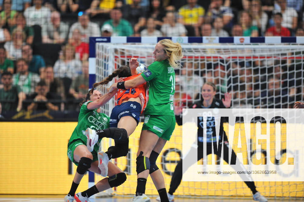 Hageso Helena Elver of Odense Handbold on the final of the EHF Champions League Woman between Gyori Audi ETO KC and Odense Handbold on the second day of the EHF Champions league Final4 Woman in Budapest on the 1th of June. Budapest Hungary - ZUMAs291 20250601_zip_s291_071