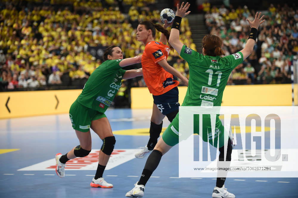 Hageso Helena Elver of Odense Handbold on the final of the EHF Champions League Woman between Gyori Audi ETO KC and Odense Handbold on the second day of the EHF Champions league Final4 Woman in Budapest on the 1th of June. Budapest Hungary - ZUMAs291 20250601_zip_s291_123