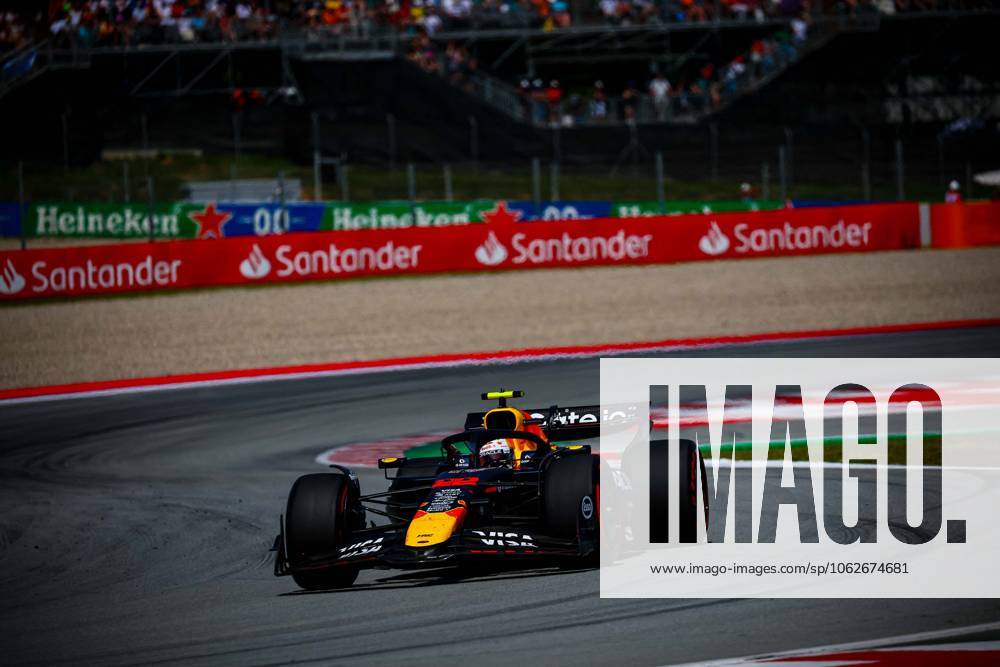 MOTORI - Formula 1 - Aramco Gran Premio de Espana 2025 - Race 22 Yuki Tsunoda, (JAP) Oracle Red Bull Racing RB21, Honda, during the Spanish GP, Barcelona 29 May-1 June 2025, Montemelo Formula 1 World Championship, WM, Weltmeisterschaft 2025. Spain Spain