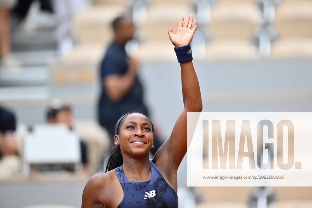 2025 Roland-Garros - Day 9 PARIS, FRANCE - JUNE 02: Coco Gauff of United States celebrates after winning her fourth round match against Ekaterina Alexandrova during the Women s Singles match on Day Nine of the 2025 French Open at Roland Garros on June 02, 2025 in Paris, France. Mustafa Yalcin Anadolu Paris France. Editorial use only. Please get in touch for any other usage.