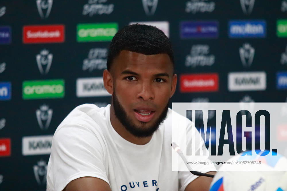 Pedro Vite of the Whitecaps speaks during the media day for Concacaf Champion Cup Final between Cruz Azul and Vancouver Whitecaps at the Estadio Olimpico Universitario. on May 31, 2025 in Mexico City, Mexico. Mexico City Mexico - ZUMAe321 20250531_zsa_e321_019