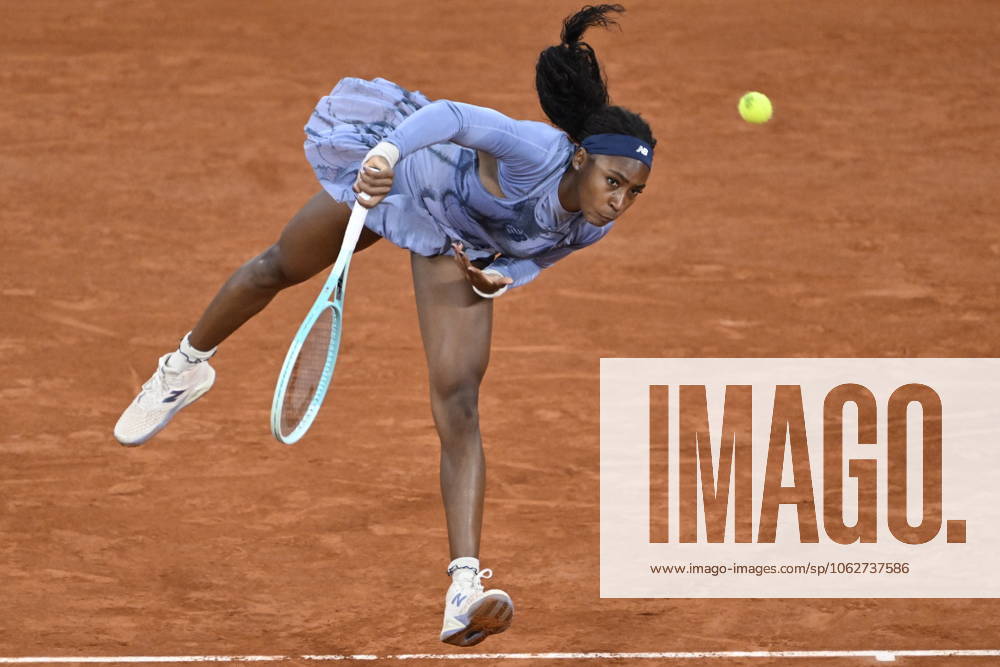 2025 Roland-Garros - Day 11 PARIS, FRANCE - JUNE 04: Coco Gauff of US competes against Madison Keys (not seen) of US during quarter-final women s singles match on day 11 of the French Open tennis tournament on Court Philippe-Chatrier at the Roland-Garros in Paris on June 04, 2025. Burak Akbulut Anadolu Paris France. Editorial use only. Please get in touch for any other usage.