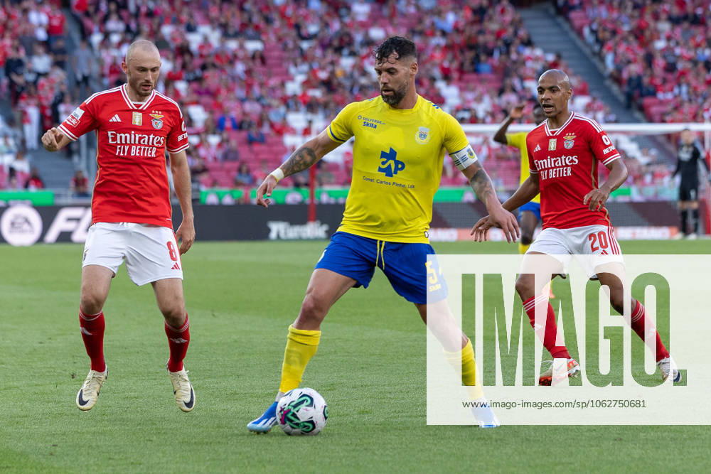 Benfica midfielder from Norway FREDRIK AURSNES (8), Arouca midfielder from Portugal DAVID SIMAO (5) and Benfica midfielder from Portugal JOAO MARIO (20) in action during the game of the Liga Portugal Betclic between Benfica and Arouca at Estadio da Luz Lisbon Portugal - ZUMAs359 20240512_zsp_s359_118