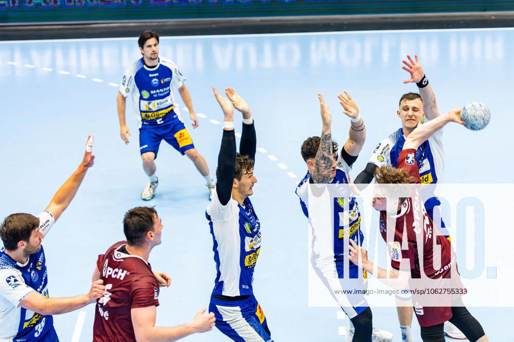 GER, Handball, Men, Season 24 25, 1 Daikin Handball Bundesliga, 33 Matchday, ThSV Eisenach 1 VfL Potsdam Marvin Kix 1 VfL Potsdam Simone Mengon ThSV Eisenach,15 Justin Kurch ThSV Eisenach,52 Phillip Meyer ThSV Eisenach,27 99817 Eisenach Werner Assmann Halle Am Sportp Thueringen Germany