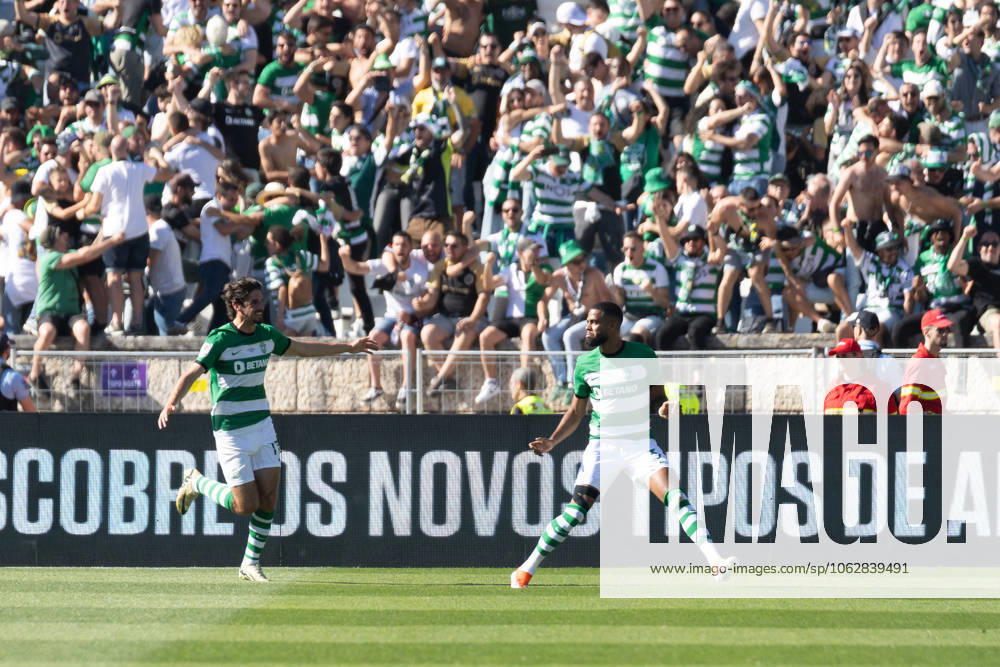 Sporting forward from Portugal FRANCISCO TRINCAO (17) celebrating after Sporting defender from The Netherlands JEREMIAH ST. JUSTE (3) scored a goal during the game of the final of the Portugal Cup between Porto and Sporting at Estadio Nacional Caxias Portugal - ZUMAs359 20240526_zsp_s359_073