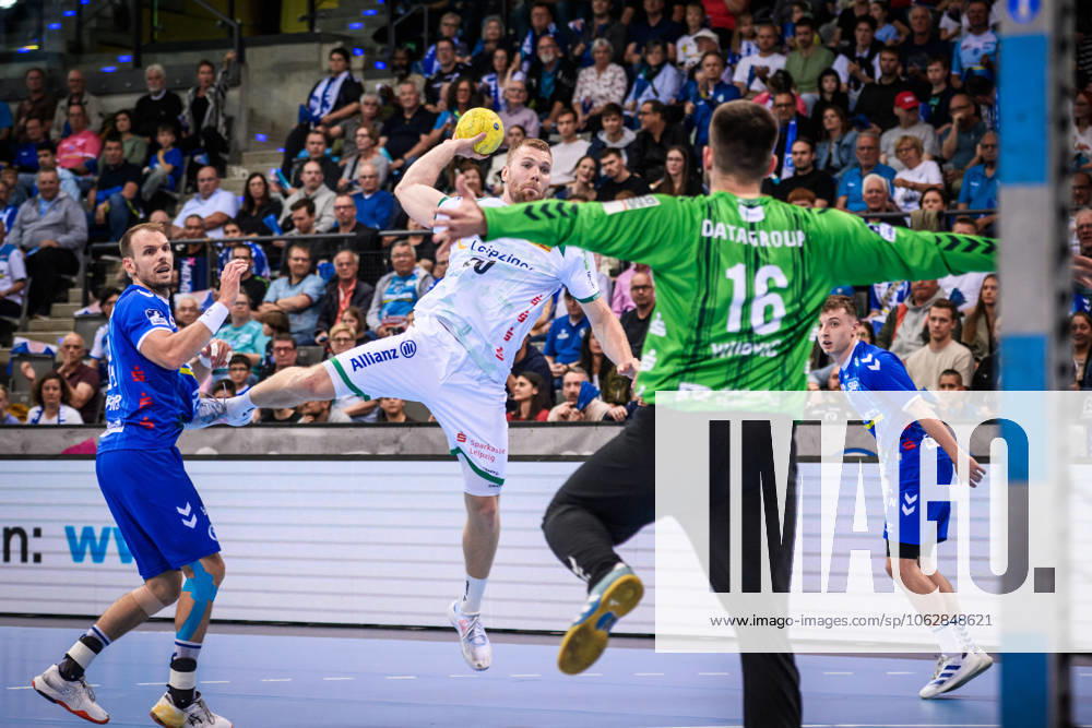 William Bogojevic SC DHfK Leipzig, 20 vs Miljan Vujovic TVB Stuttgart, 16 GER, TVB Stuttgart SC DHfK Leipzig, DAIKIN HBL, Handball, Bundesliga, 34 Matchday, Season 2024 2025, 08 06 2025 GER, TVB Stuttgart SC DHfK Leipzig, DAIKIN HBL, Handball, Bundesliga, 34 Matchday, Season 2024 2025, 08 06 2025 Stuttgart