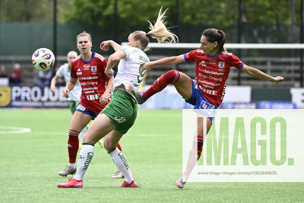 STOCKHOLM, SWEDEN 20250608 Vittsjös Elisabet Klinga and Hammarbys Anna Josendal on TV during Sundays football match in the womens Swedish league between Hammarby IF and Vittsjö GIK at Hammarby IP STOCKHOLM SWEDEN