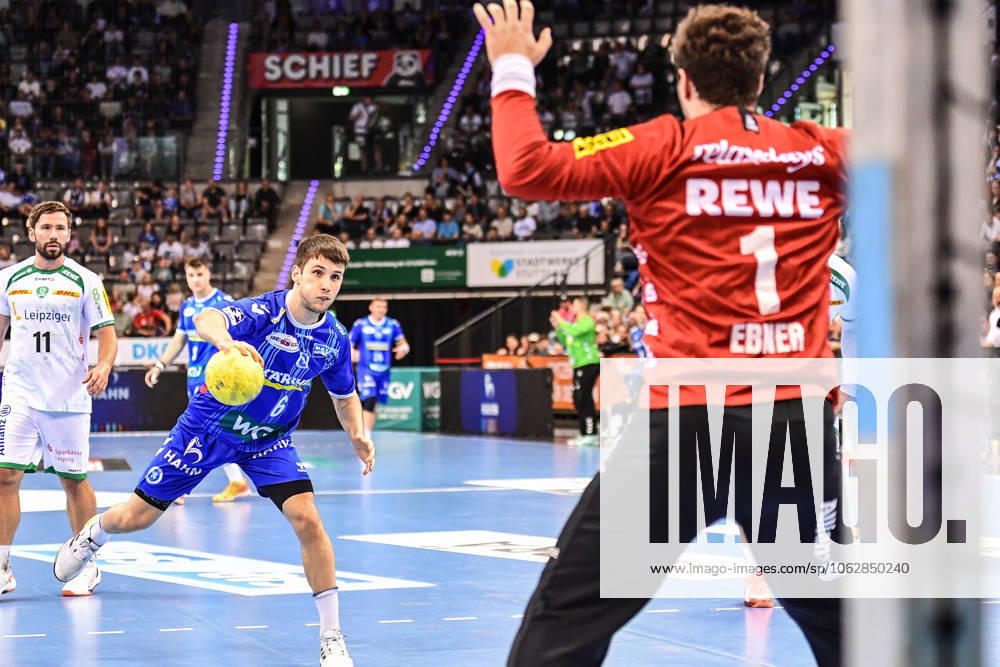 TVB Stuttgart SC DHfK Leipzig Stuttgart, 08 06 2025 Daniel Fernandez Stuttgart 6 at 7 meters Stuttgart, 08 06 2025 34 Matchday of the German Handball League, TVB Stuttgart SC DHfK Leipzig, Porsche Arena, Stuttgart