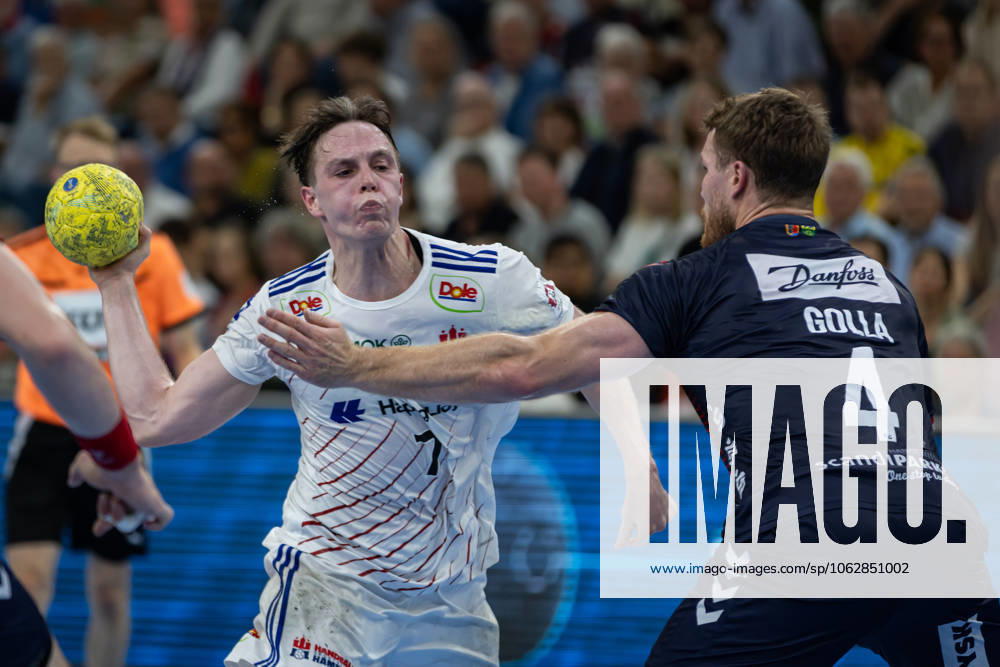DAIKIN HBL SG Flensburg Handewitt vs Handball Sportverein Hamburg 08 06 25 Leif Tissier Nr 07, Handball Sportverein Hamburg vs Johannes Golla Nr 04, SG Flensburg Handewitt DAIKIN HBL SG Flensburg Handewitt vs Handball Sportverein Hamburg, GP JOULE Arena on 08 06 25