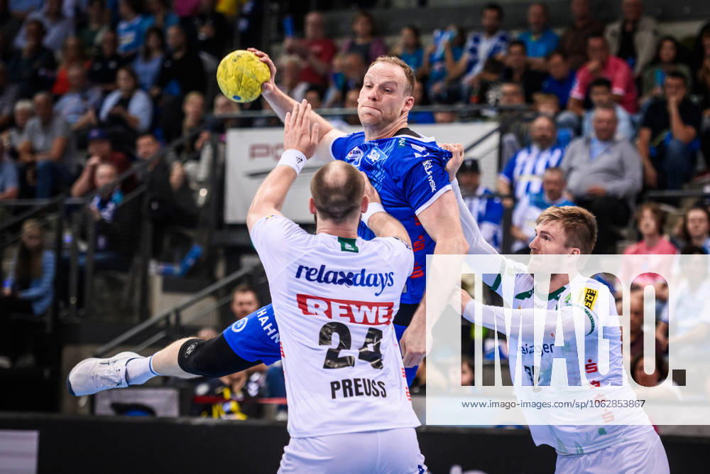 Lenny Rubin TVB Stuttgart, 44 vs Moritz Preuss SC DHfK Leipzig, 24 and Franz Semper SC DHfK Leipzig, 32 GER, TVB Stuttgart SC DHfK Leipzig, DAIKIN HBL, Handball, Bundesliga, 34 Matchday, Season 2024 2025, 08 06 2025 GER, TVB Stuttgart SC DHfK Leipzig, DAIKIN HBL, Handball, Bundesliga, 34 Matchday, Season 2024 2025, 08 06 2025 Stuttgart