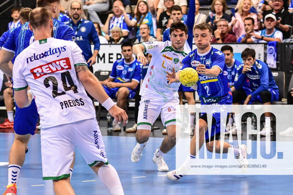 TVB Stuttgart SC DHfK Leipzig Stuttgart, 08 06 2025 Steal by Nico Bacani Stuttgart 2 against Nils Greilich Leipzig 9 Stuttgart, 08 06 2025 34 Matchday of the German Handball League, TVB Stuttgart SC DHfK Leipzig, Porsche Arena, Stuttgart
