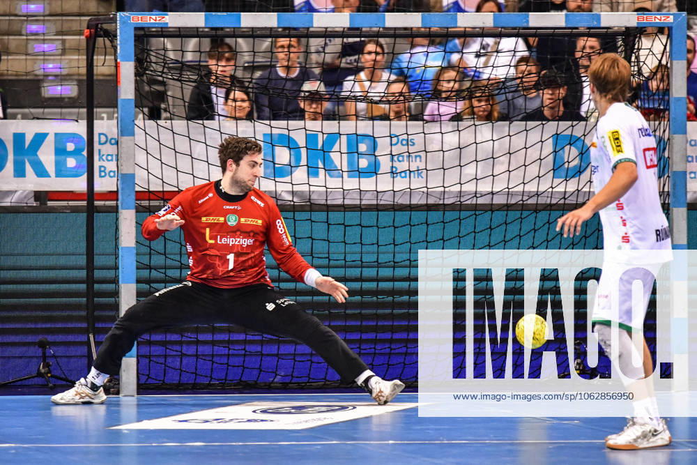 TVB Stuttgart SC DHfK Leipzig Stuttgart, 08 06 2025 Domenico Ebner Leipzig 1 no chance here Stuttgart, 08 06 2025 34 Matchday of the German Handball League, TVB Stuttgart SC DHfK Leipzig, Porsche Arena, Stuttgart