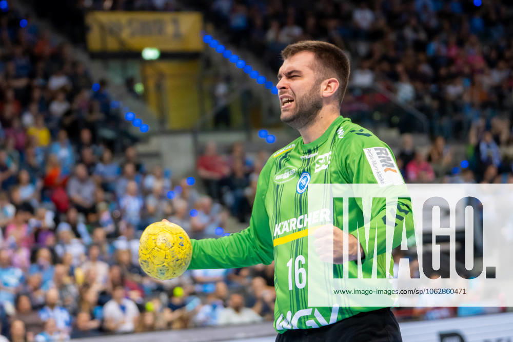 Handball I Men I Season 2024 2025 I Bundesliga I 34 Matchday I TVB Stuttgart SC DHfK Leipzig I 08 06 2025 Miljan Vujovic 16, TVB Stuttgart cheers Stuttgart Porsche Arena Baden Württemberg Germany