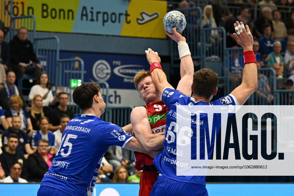 Vilhelm Poulsen TSV Hannover Burgdorf 9 vs Miro Schluroff VfL Gummersbach 15 and Stepan Zeman VfL Gummersbach 66 GER, VfL Gummersbach vs TSV Hannover Burgdorf, Handball, Daikin 1 Bundesliga, Matchday 34, Season 2024 2025, Schwalbe Arena Gummersbach, 08 06 2025 GER, VfL Gummersbach vs TSV Hannover Burgdorf, Handball, Daikin 1 Bundesliga, 34 Matchday, Season 2024 2025, Schwalbe Arena Gummersbach, 08 06 2025 Gummersbach