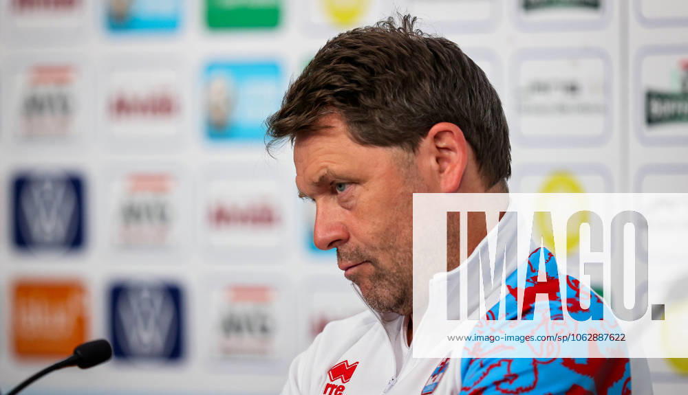 Luxembourg press conference, PK, Pressekonferenz Stade de Luxembourg 9 6 2025 Manager Luc Holtz Luc Holtz 9 6 2025