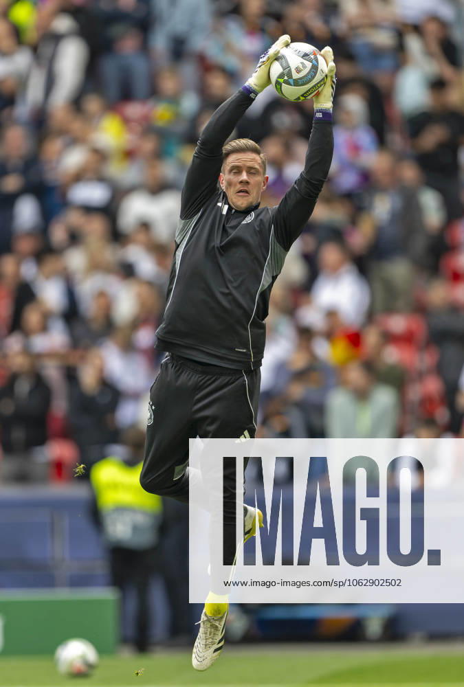 Football UEFA Nations League 2024 25, Match for 3rd place, Germany France, in the MHP Arena Stuttgart, Goalkeeper Marc Andre ter Stegen Germany warming up