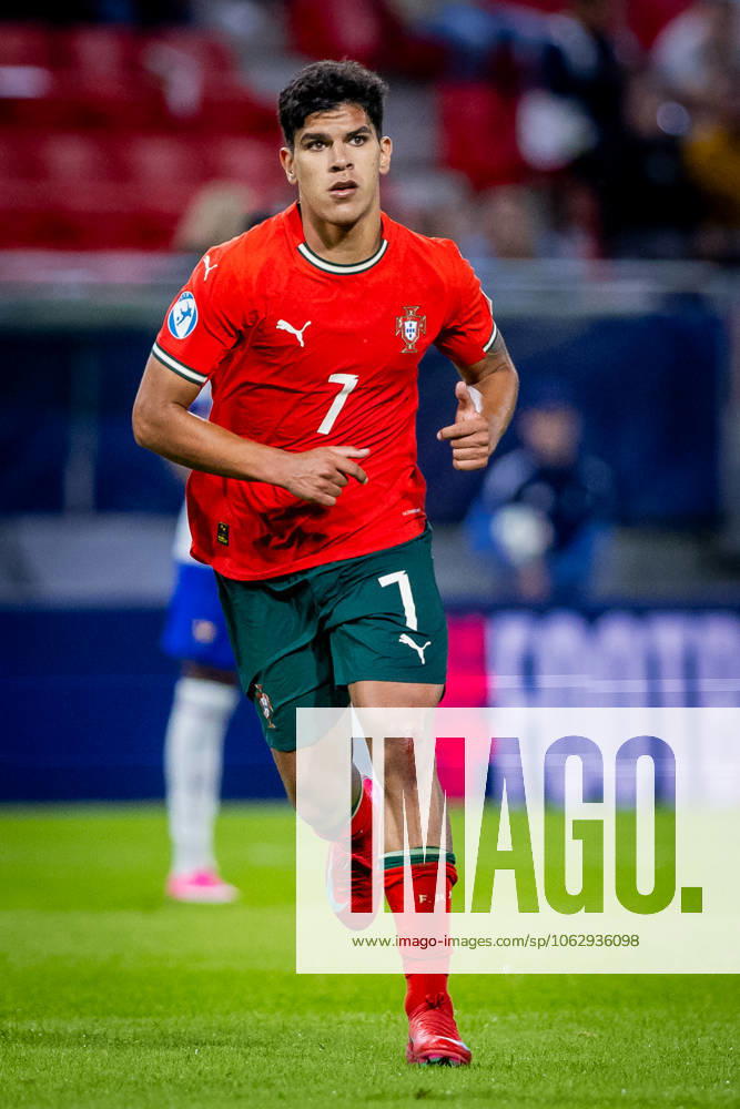 PORTUGAL U21, U 21 - FRANCE U21 Mateus Fernandes of Portugal during the UEFA European Under-21 Championship 2025 football match between Portugal U21 and France U21. Stadium Na Sihoti, Trencin, Slovakia, June 11, 2025. Photo by Branislav Racko
