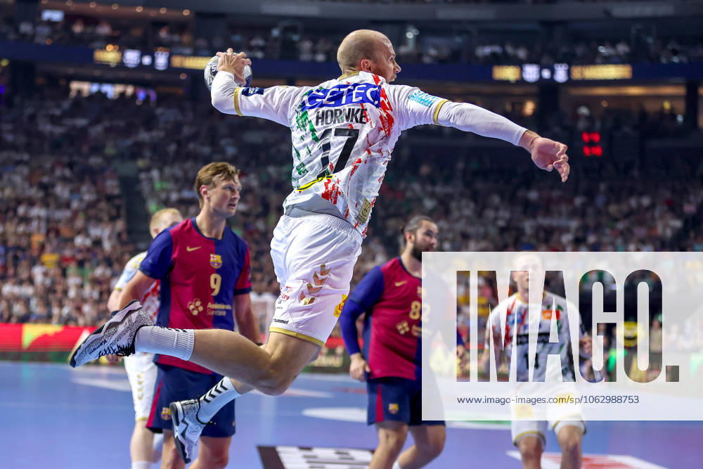 Handball, Semi-final TruckScout24 EHF FINAL4, LANXESS arena Cologne, FC Barcelona SC Magdeburg Tim Hornke Magdeburg 17 North Rhine-Westphalia Germany