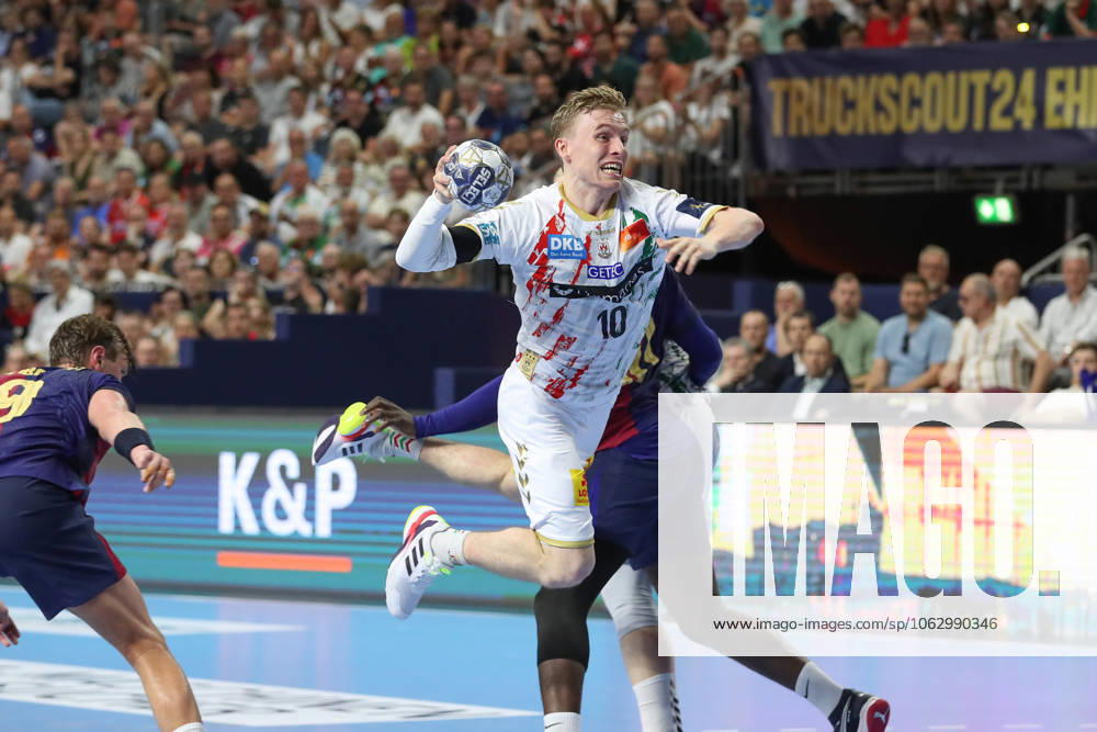 handball, EHF Champions League semi-final 2, FC Barcelona SC Magdeburg v l Gisli Thorgeir Kristjansson Magdeburg, 10 throws goal, goal scorer, scores goal, scores the goal Koeln