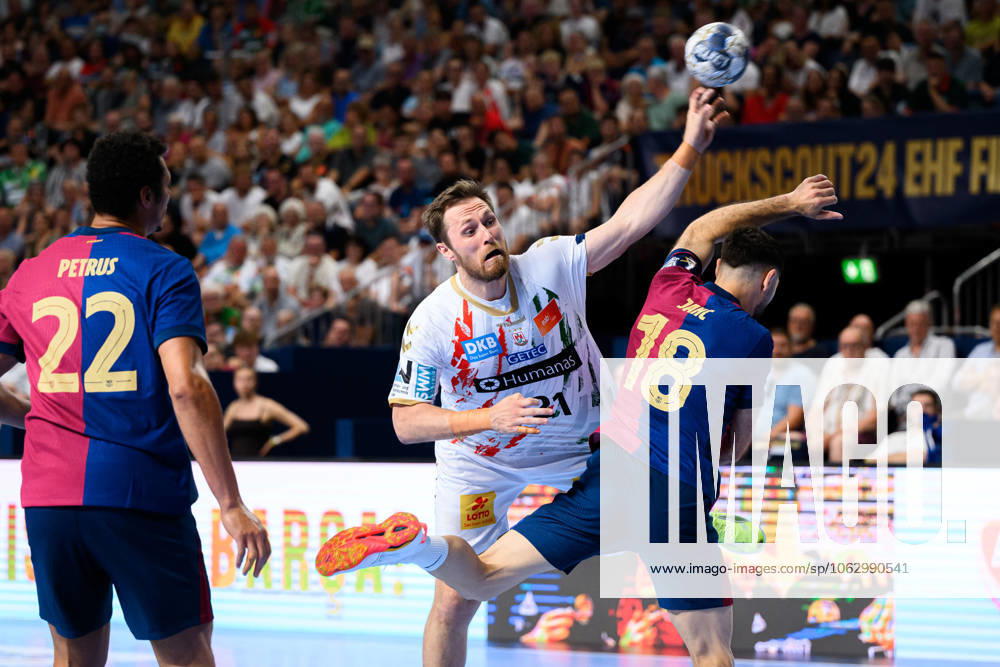 Cologne, Germany Handball EHF CL Final 4 Semi-Final Barca SC Magdeburg Albin Lagergren SC Magdeburg , Blaz Janc Barcelona Cologne Lanxess Arena Nordrhein Westfalen Germany