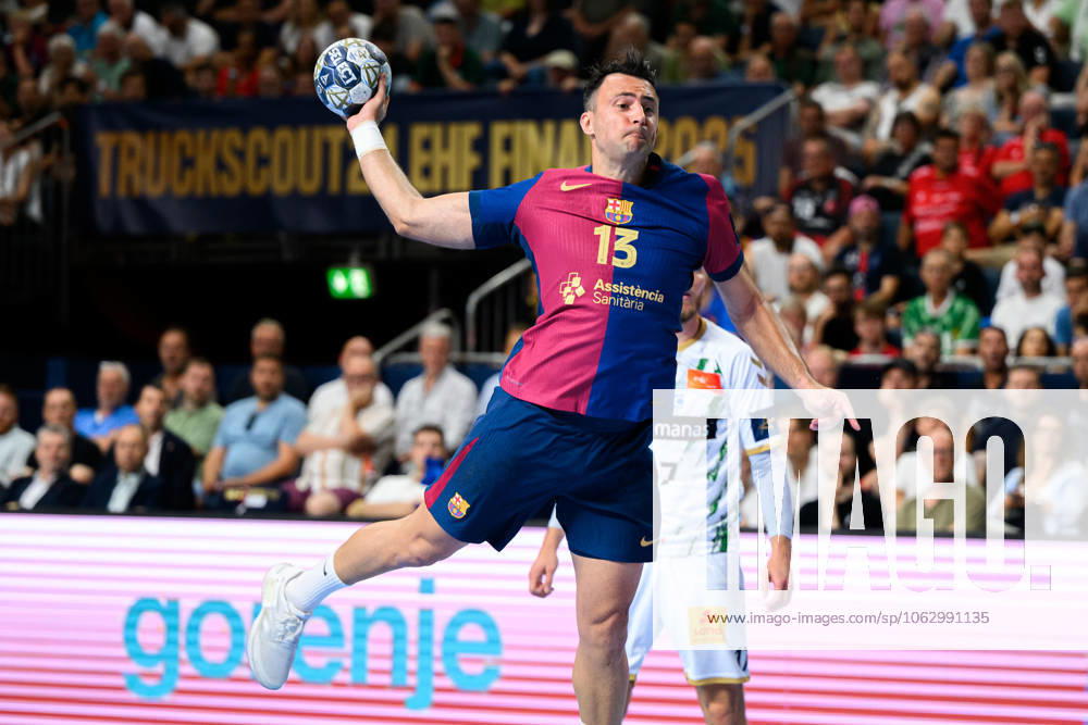 Cologne, Germany Handball EHF CL Final 4 Semi-Final Barca SC Magdeburg Aitor Arino Bengoechea Barcelona Cologne Lanxess Arena North Rhine-Westphalia Germany