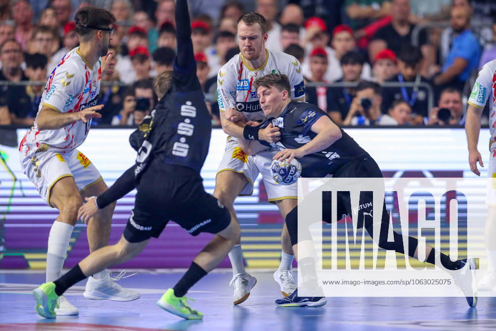 Handball, Final TruckScout24 EHF FINAL4, LANXESS arena Cologne, Füchse Berlin SC Magdeburg Nils Lichtlein Fuechse Berlin 17 North Rhine-Westphalia Germany